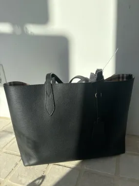 Burberry Handbags (Pre-owned)