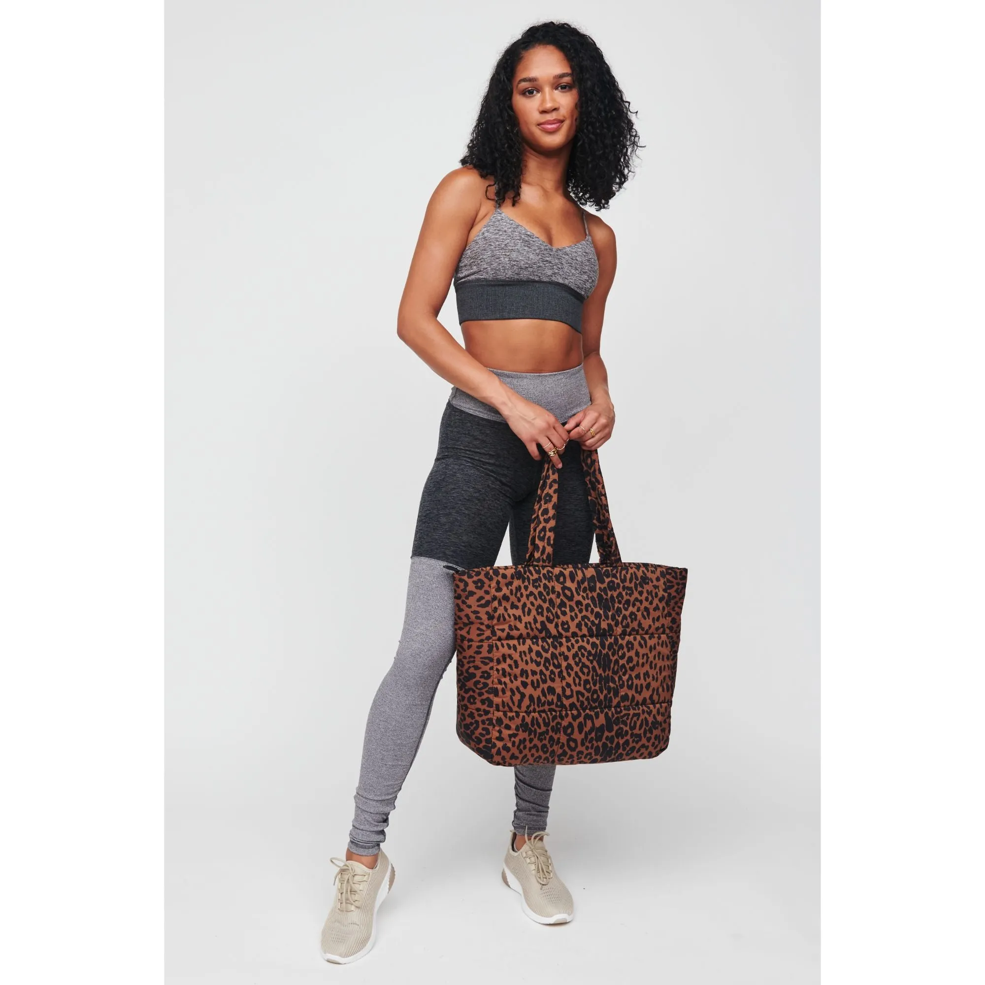 Neeva Tote