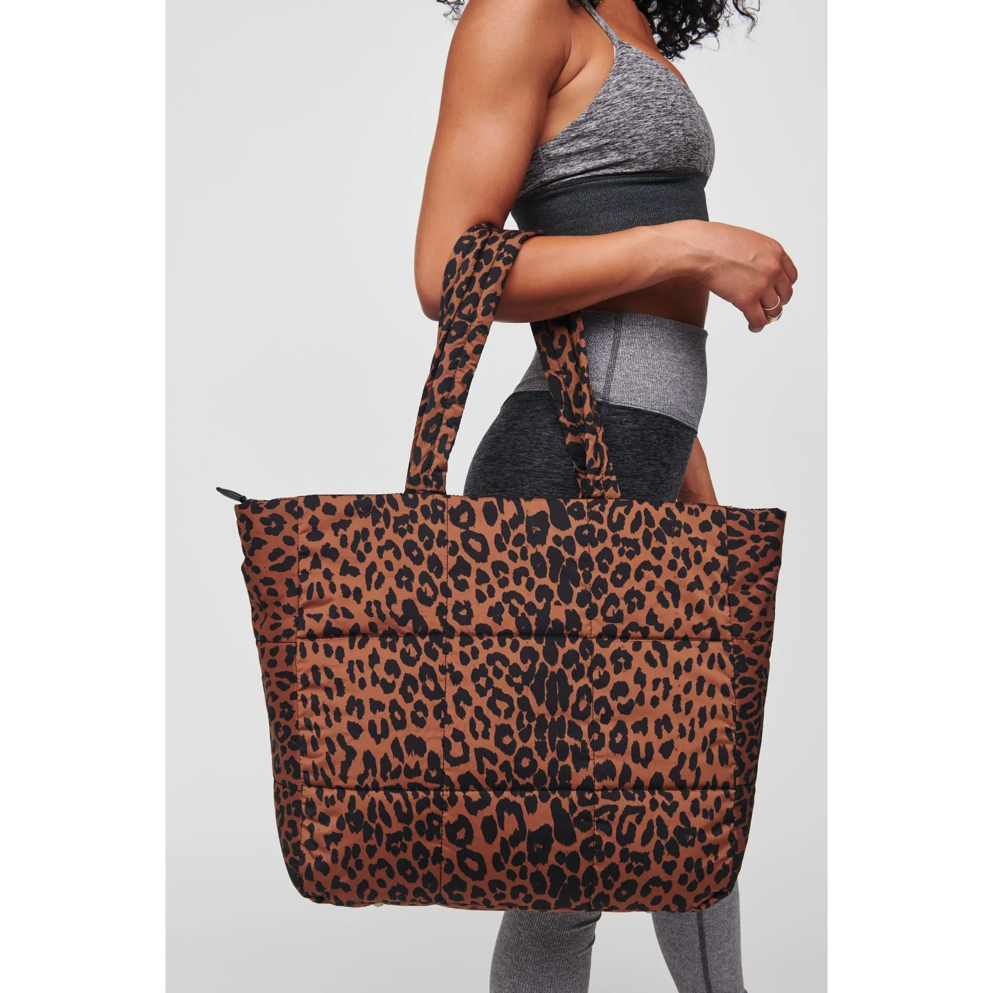 Neeva Tote