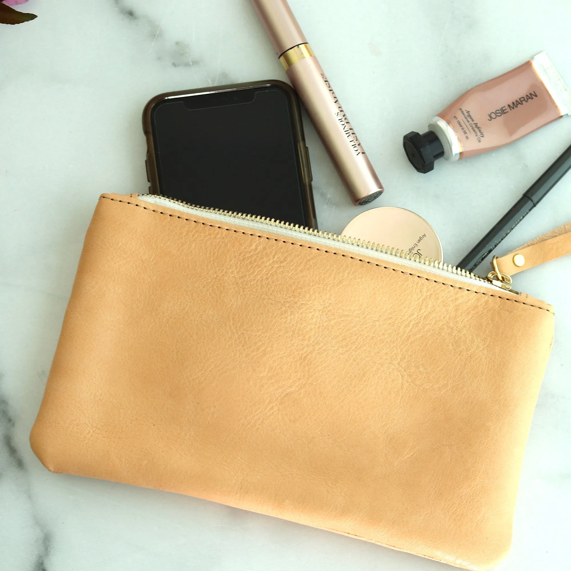 Personalized Leather Zip Clutch - Beige Pebble